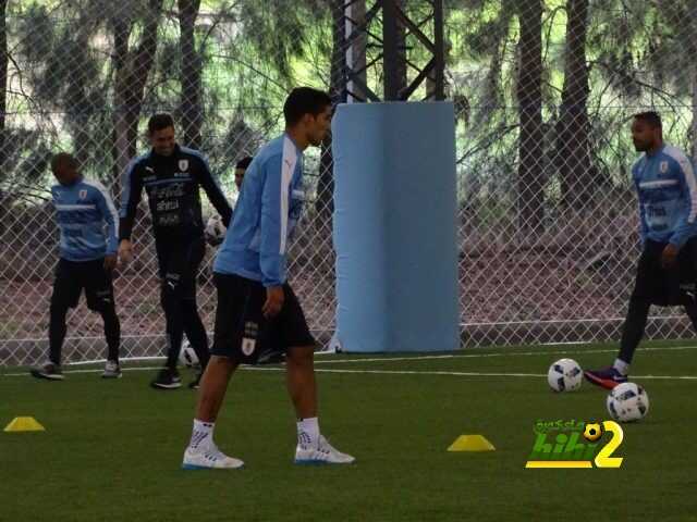 صورة : سواريز يستعد رفقة منتخب الآوروجواي لتصفيات كأس العالم