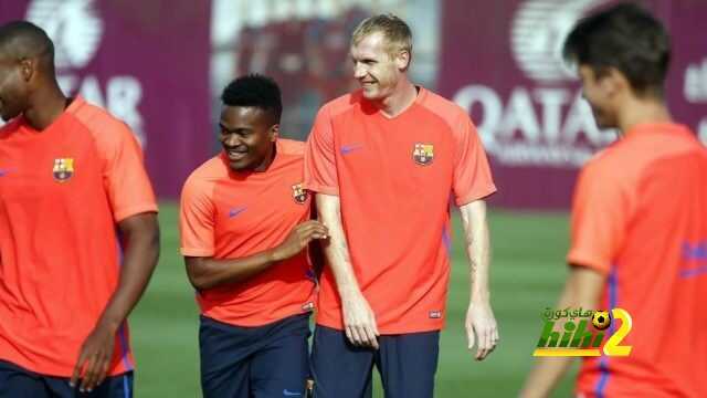 برشلونة يواصل التدرب في غياب الدوليين