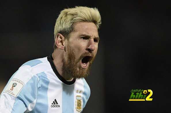 فيديو : ميسي يتلاعب بلاعبي اوروجواي بطريقة رائعة
