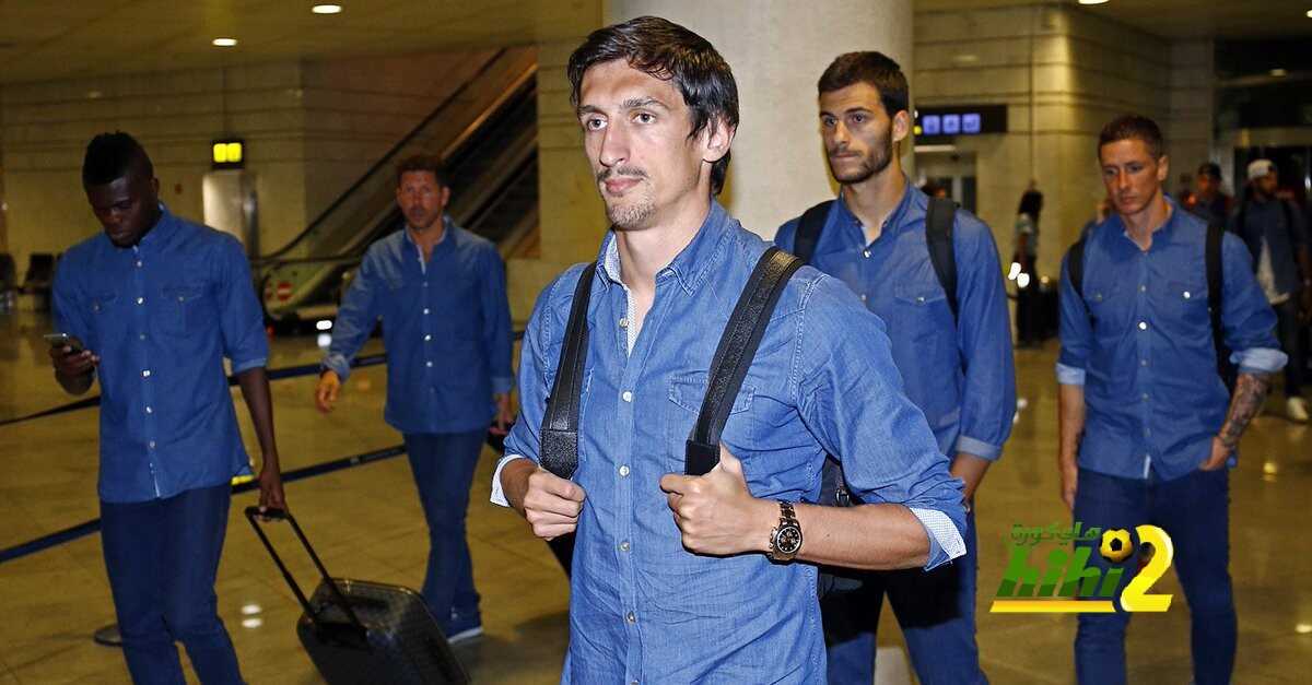 cs0qvqwxyaak0-w
