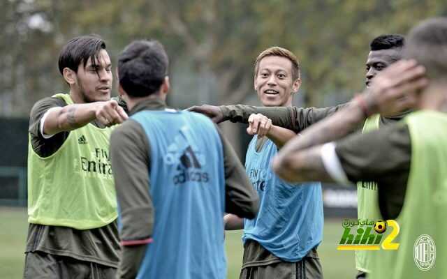 صور : ميلان يواصل استعداداته لمباراة فيورنتينا