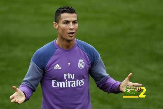 بالفيديو : رونالدو كاد ان يتسبب في اصابة مواطنه في التدريبات
