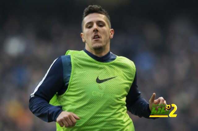 فيورنتينا يستهدف التعاقد مع يوفيتيتش