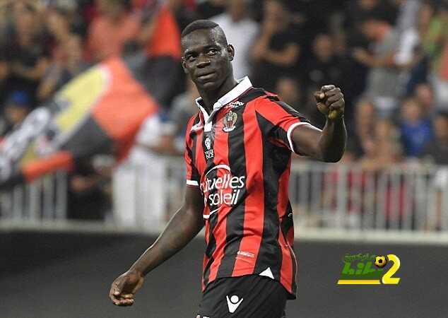 بالوتيلي: إذا فزت بالدوري مع نيس سأطوف المدينة عبر الهليكوبتر