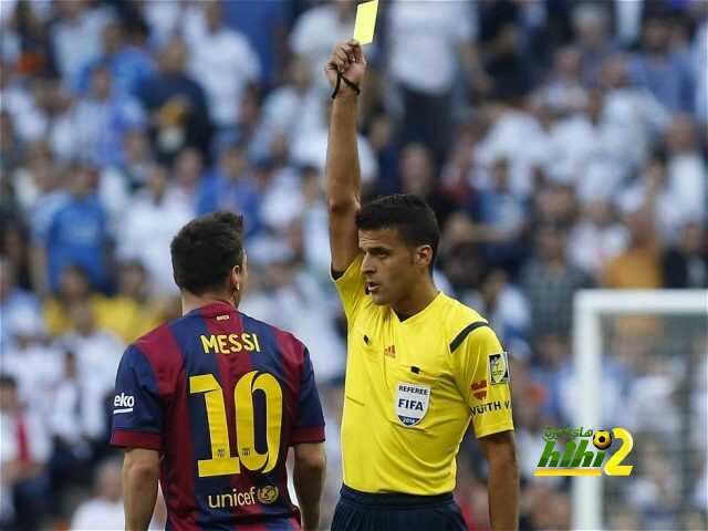 مانزانو يقود لقاء برشلونة وسويسداد