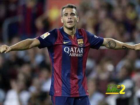 توتنهام يرغب في التعاقد مع لاعب برشلونة السابق