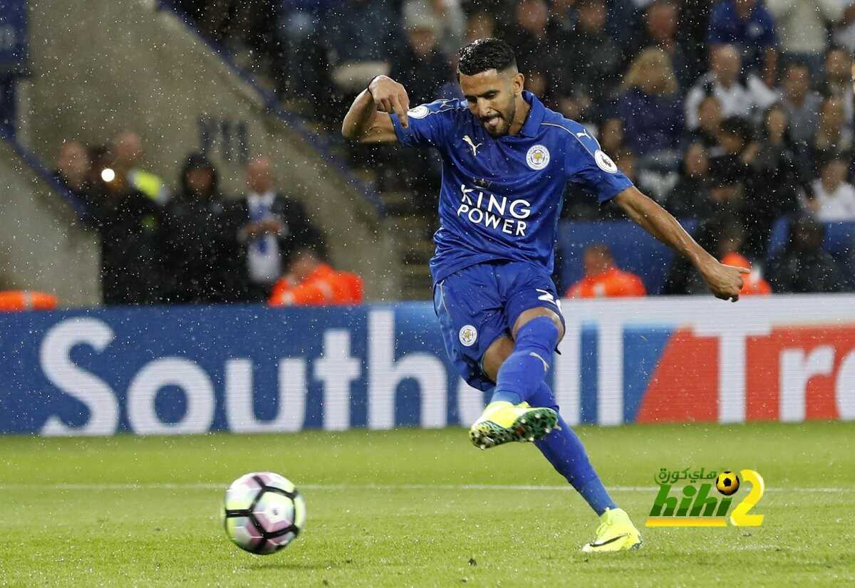 محرز .. أفضل لاعبي الوسط في الدوري الإنجليزي