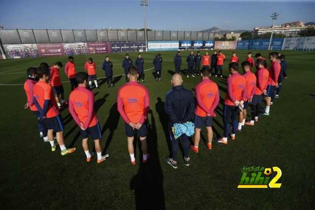 برشلونة يتضامن مع ضحايا الطائرة المُحطمة