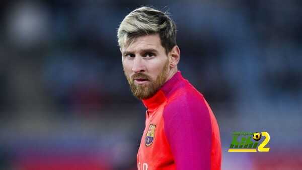 أومتيتي: ميسي يمر منا كـ”أقماع” التدريب