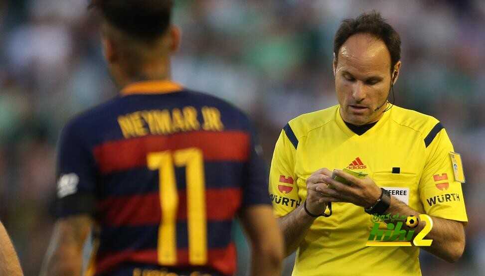 رسميا : ماتيو لاهوز يقود ديربي برشلونة
