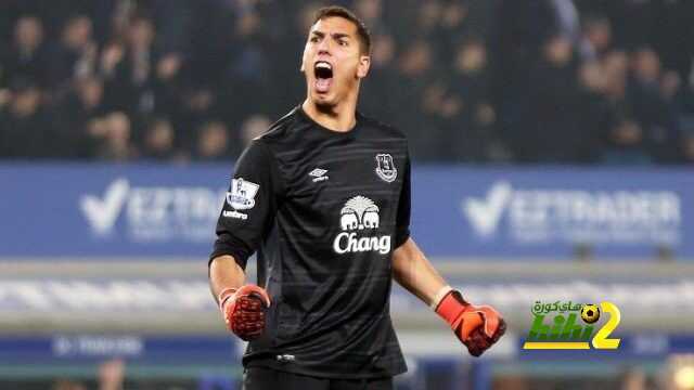 روبرلز ، أول حارس للتوفيز يفعلها منذ 2013