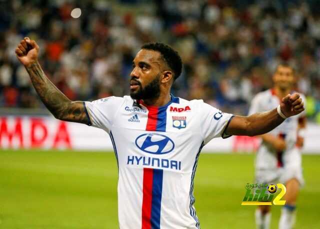لاكازيت هداف الدوري الفرنسي في 2016
