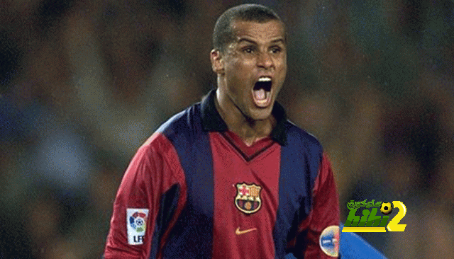 فيديو: نجم برشلونة السابق يخادع جماهير الفريق