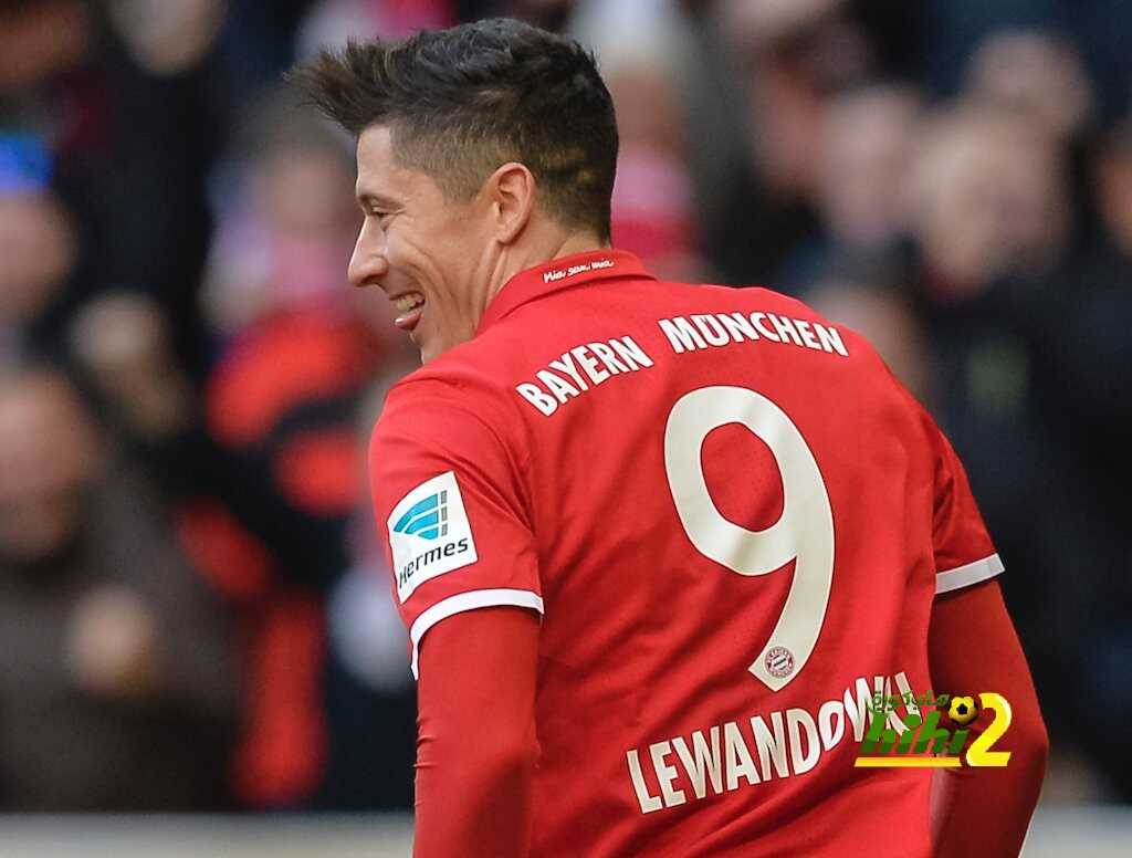 ليفاندوفيسكي يسجل الهاتريك الخامس