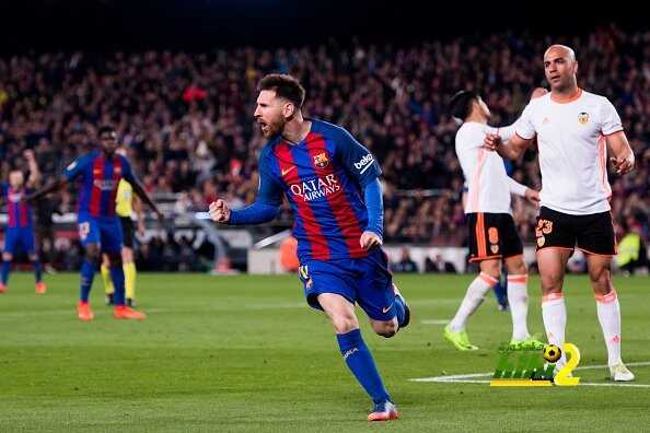 فيديو : ميسي يقود برشلونة للتغلب على فالنسيا برباعية