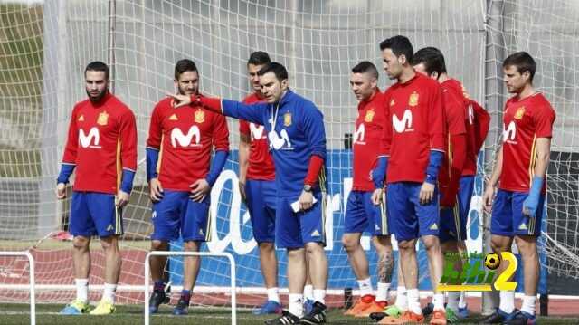 كارفخال يغيب عن المنتخب الإسباني