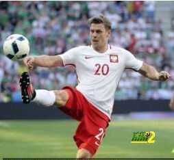دورتموند يعمل لتجديد عقد لاعبه