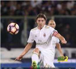 مونتوليفو ينتظم في تدريبات ميلان