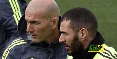 هل ينهي كريم مسيرة زيدان مع مدريد كما حدث مع انشلوتي وايكر
