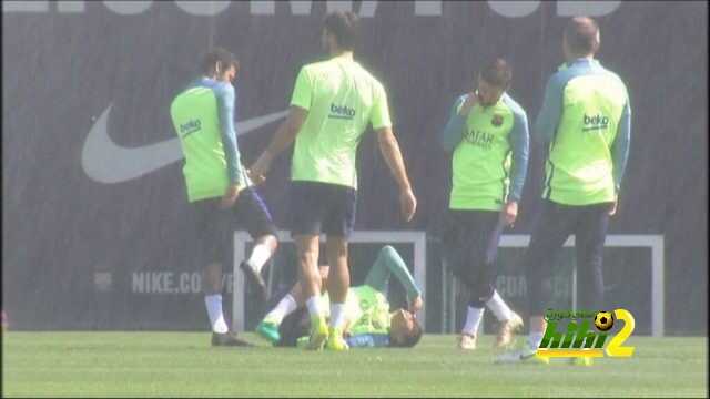 سواريز يثير الرعب في مران برشلونة