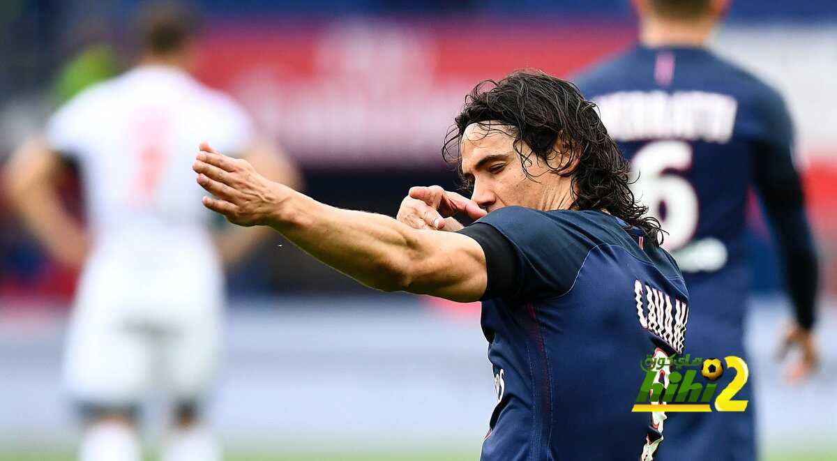 التألق عنوان كافاني في الدوري الفرنسي