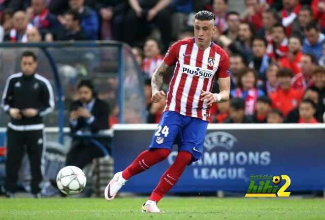 مدافع أتلتيكو مدريد مطلوب في إنجلترا