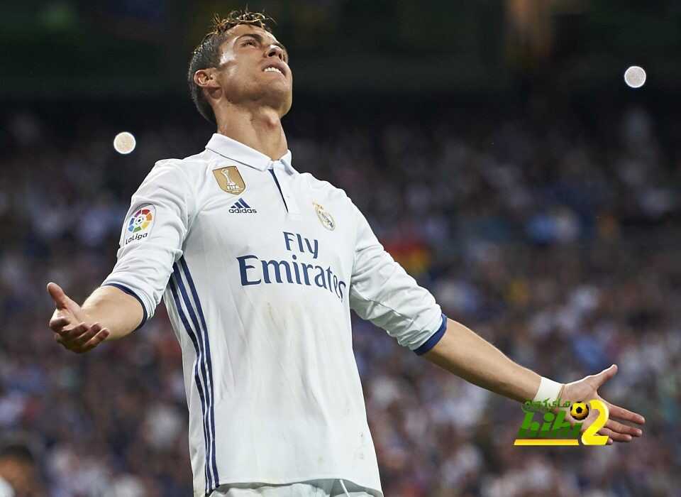 ريال مدريد سيحسم الليجا في ملجا بوجود 560 مشجع!