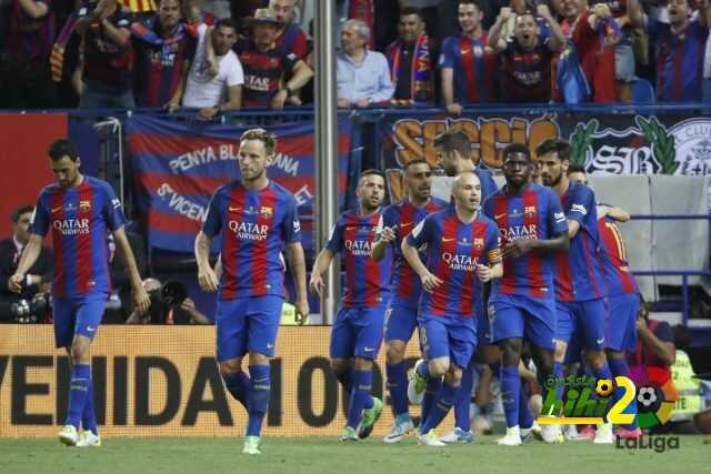 ألافيس يهنئ برشلونة على الفوز بالكأس