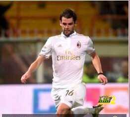 بولونيا يستهدف ضم لاعب ميلان