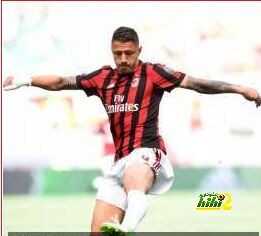 اتالانتا يجدد اهتمامه بضم لاعب ميلان