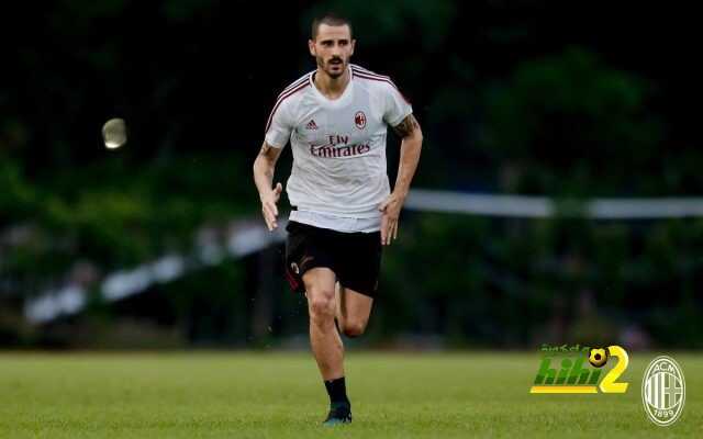 صور : بونوتشي في أولى تدريباته مع اسي ميلان