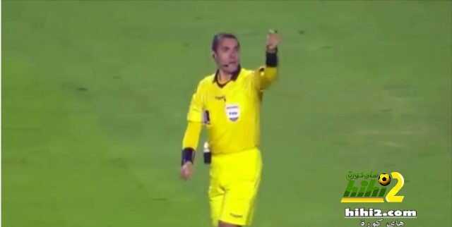 فيديو: حكم يُظهر إنتمائه أثناء قيادة لمباراة بالدوري البرازيلي