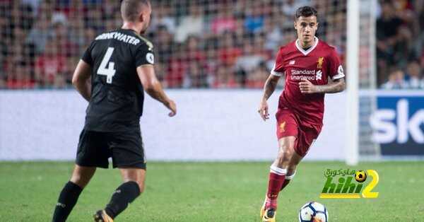 برشلونة يُجهز عرضًا جديدًا للتعاقد مع كوتينيو