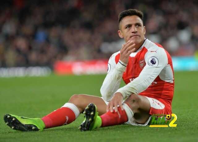 لاعب سابق ينصح أرسنال ببيع سانشيز