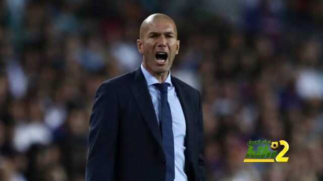 فيديو : كيف استطاع زيدان إيقاف برشلونة في الكامب نو