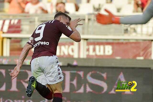 بالفيديو: بيلوتي يدون الهدف الأروع بالدوري الإيطالي
