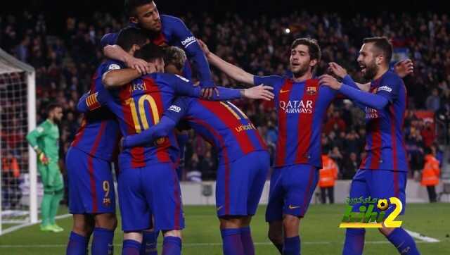 برشلونة يوجه لكمة إلى مانشستر يونايتد في سوق الانتقالات