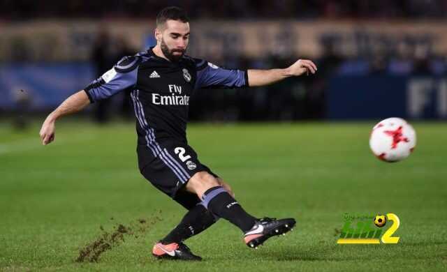 مشجعون ريال مدريد نسوا ركلة جزاء كارفخال