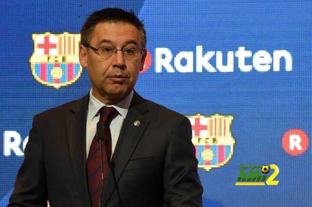 إدارة برشلونة بين شتم الجمهور واختيار اللاعبين من تويتر … ماهي النهاية …!