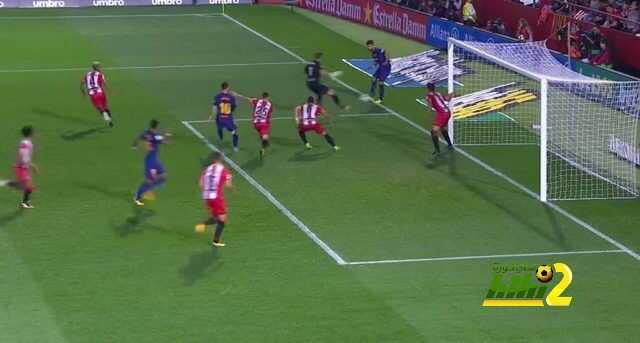مدافع جيرونا يمنح برشلونة التقدم في المباراة