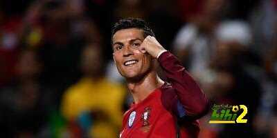 الكل منهمك في الميركاتو رونالدو منهمك بصناعة التاريخ