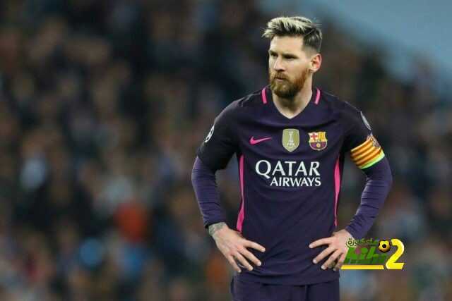 ميسي يقرر عدم تجديد عقده مع برشلونة