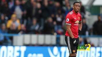 فيديو: مانشستر يونايتد يسقط أمام هيديرسفيلد بهدفين