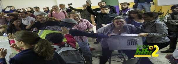 فيديو: عاجل شاهد عنف الشرطة الاسبانية ضد الانفصاليين في كاتلونيا