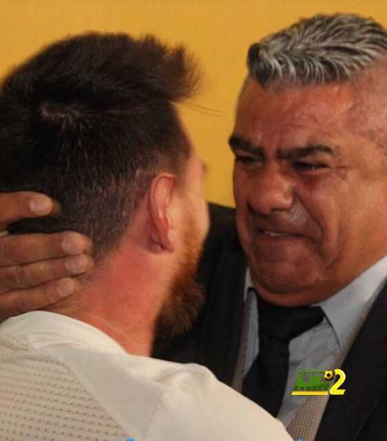 فيديو : احتفال باكي بين ميسي ورئيس الاتحاد الارجنتيني