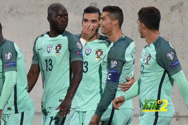 رونالدو يحتفل بفوز البرتغال على اندورا