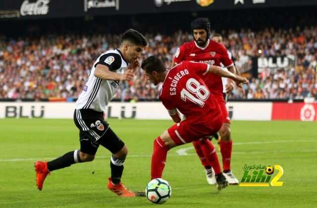 اليونايتد يفتح باب المفاوضات مع فالنسيا
