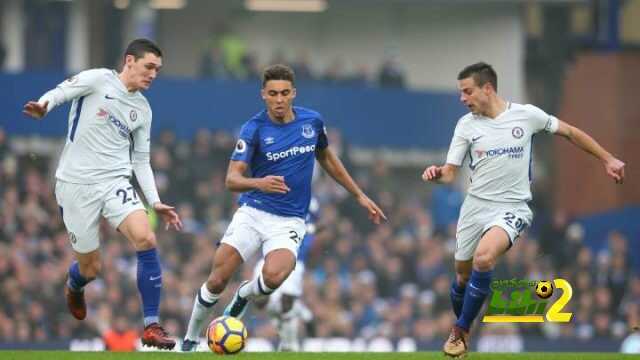 إيفرتون يفرض التعادل السلبي على تشيلسي