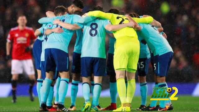 فيديو: مانشستر يونايتد يهزم بورنموث بشق الأنفس