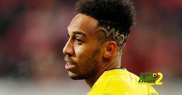 اوباميانج لاعبًا في الآرسنال حتى 2021